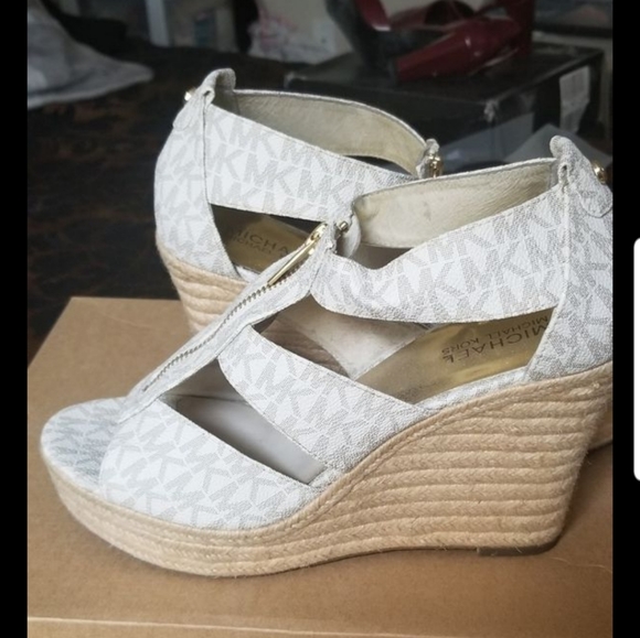 Michael Kors Wedge - Picture 1 of 1